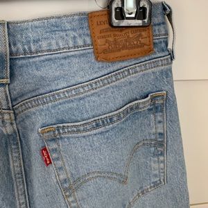 Levi’s wedgies fit jeans